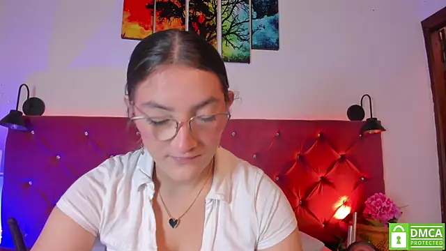 Snapshot of Ruth_harvey_ chatting on June 1, 1:55 pm Ruth harvey online show from June 1, 1:55 pm