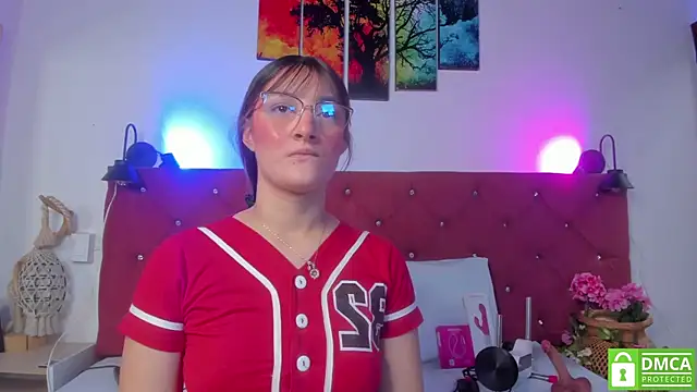 Ruth harvey  online show from November 28, 1:33 pm