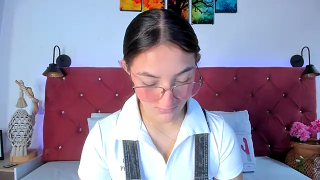 Ruth harvey  online show from November 1, 2:00 pm