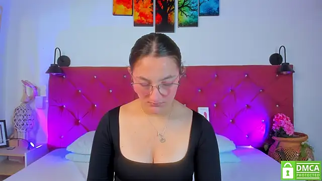 Ruth harvey  online show from February 7, 1:08 pm