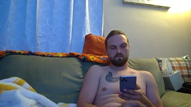 Snapshot of VitaminmanFL chatting on October 25, 10:25 am VitaminmanFL online show from October 25, 10:25 am