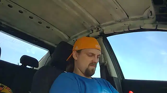 Snapshot of VitaminmanFL chatting on November 24, 5:24 pm VitaminmanFL online show from November 24, 5:24 pm