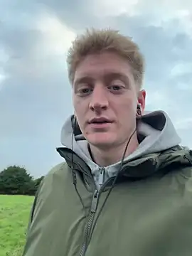 Snapshot of jerk_it_out69 chatting on September 11, 5:29 am jerk it out69 online show from September 11, 5:29 am