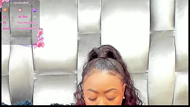 Snapshot of CamilaBenitez chatting on April 30, 2:57 pm CamilaBenitez online show from April 30, 2:57 pm