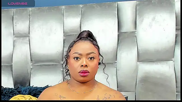 CamilaBenitez online show from April 6, 2:29 am