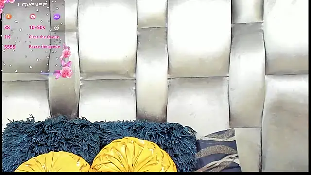 Snapshot of CamilaBenitez chatting on June 15, 11:26 pm CamilaBenitez online show from June 15, 11:26 pm