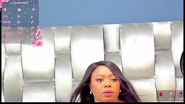 Snapshot of CamilaBenitez chatting on May 18, 12:11 am CamilaBenitez online show from May 18, 12:11 am