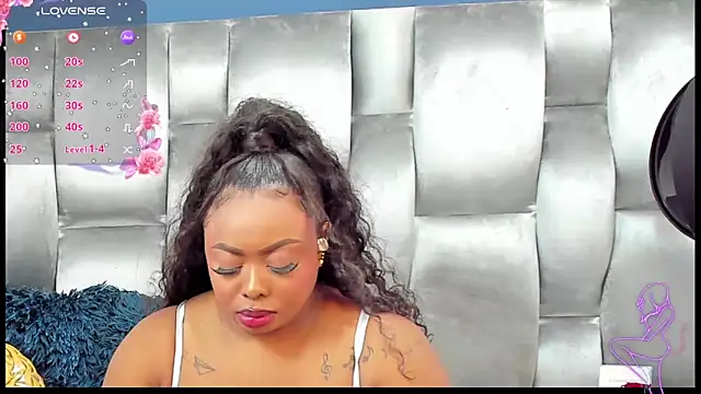 CamilaBenitez online show from March 14, 11:00 pm