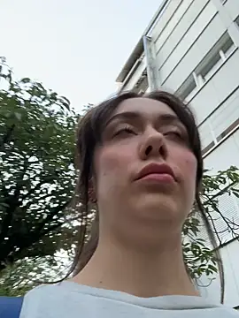 emiliasommer online show from September 28, 5:09 pm