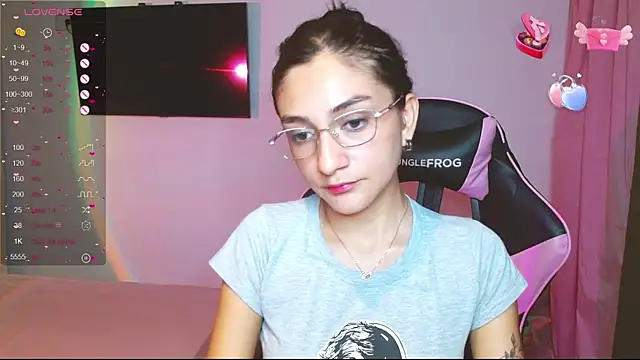 Snapshot of Mei_Kelly chatting on February 18, 2:49 am Mei Kelly online show from February 18, 2:49 am