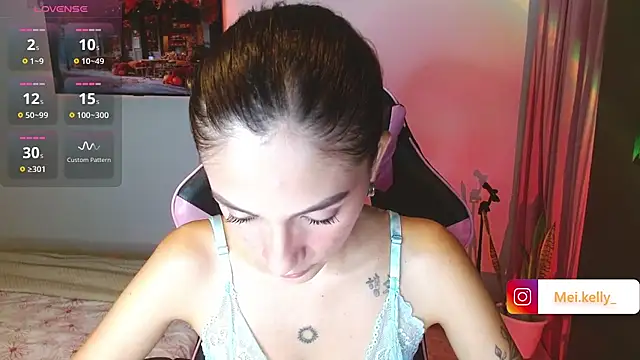 Snapshot of Mei_Kelly chatting on October 23, 2:10 am Mei Kelly online show from October 23, 2:10 am