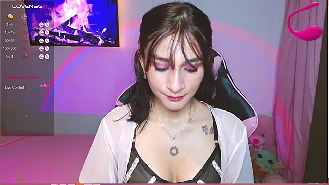 Snapshot of Mei_Kelly chatting on January 27, 11:33 pm Mei Kelly online show from January 27, 11:33 pm