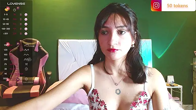 Snapshot of Mei_Kelly chatting on March 14, 11:32 pm Mei Kelly online show from March 14, 11:32 pm