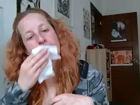 ViioletaMora online show from April 5, 9:10 pm