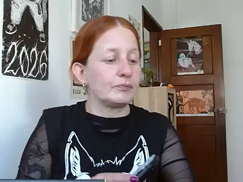 ViioletaMora online show from May 9, 7:50 pm