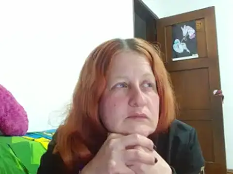 ViioletaMora online show from October 20, 2:24 am