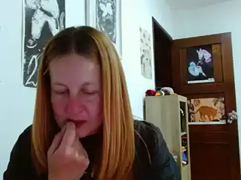 ViioletaMora online show from April 13, 3:21 am