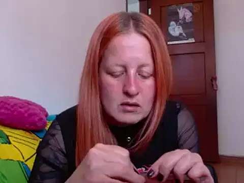 ViioletaMora online show from October 24, 5:56 pm