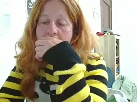 ViioletaMora online show from April 2, 7:04 am