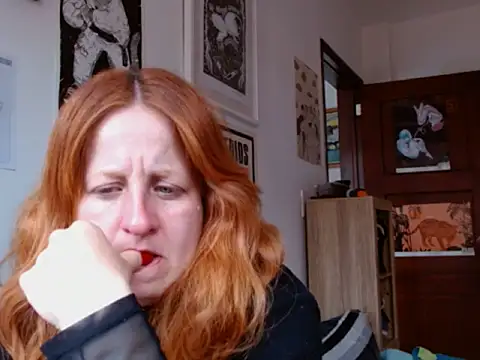 ViioletaMora online show from May 17, 5:57 pm