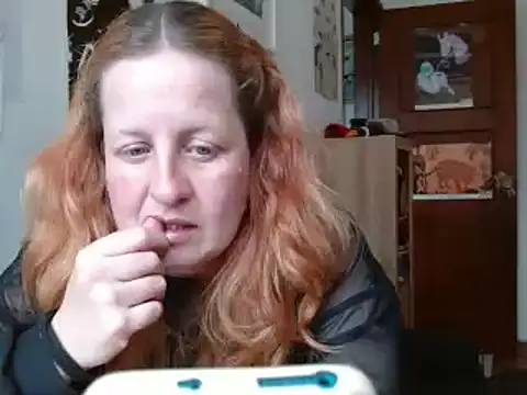 ViioletaMora online show from April 2, 8:48 pm