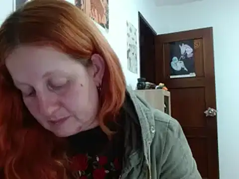 ViioletaMora online show from February 13, 3:50 am