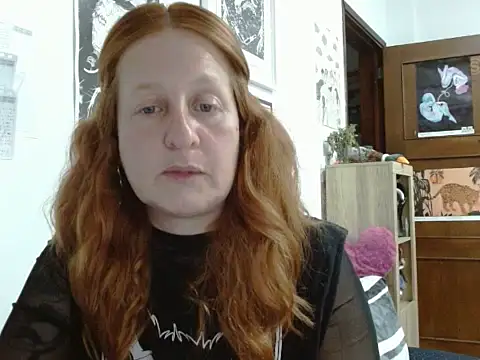 ViioletaMora online show from May 4, 11:40 pm