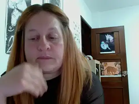 ViioletaMora online show from April 11, 7:45 am