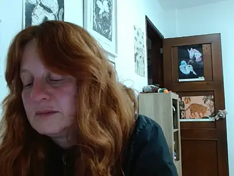 ViioletaMora online show from May 14, 3:36 am