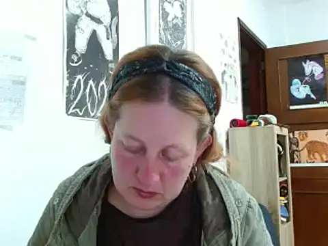 ViioletaMora online show from April 1, 5:53 am