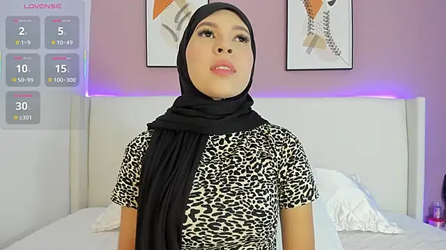 shann a online show from November 10, 6:57 pm