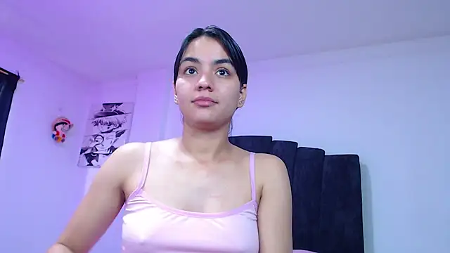Snapshot of Ariel_Zeo1 chatting on October 21, 7:24 pm Ariel Zeo1 online show from October 21, 7:24 pm