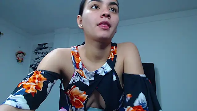 Ariel Zeo1 online show from December 14, 8:36 pm