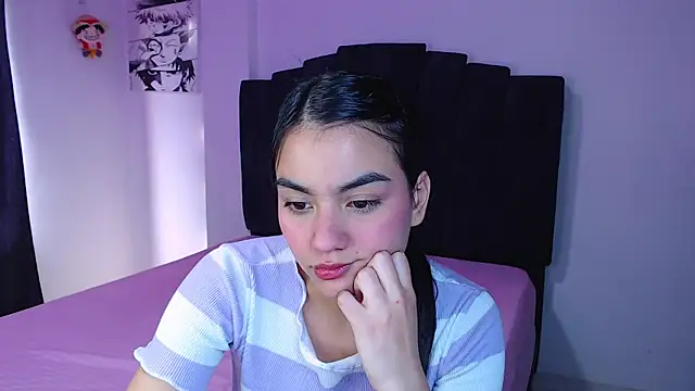 Ariel Zeo1 online show from April 12, 8:45 pm