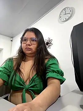 alice love052 online show from October 26, 5:19 am