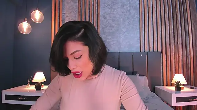 Hannah Borbon online show from March 4, 3:44 am
