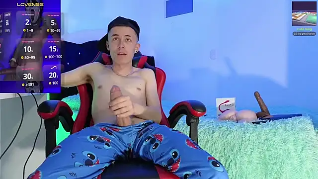 Elian Cooper online show from November 27, 1:17 am