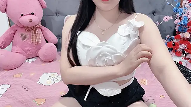 Funikio online show from May 1, 2:00 pm