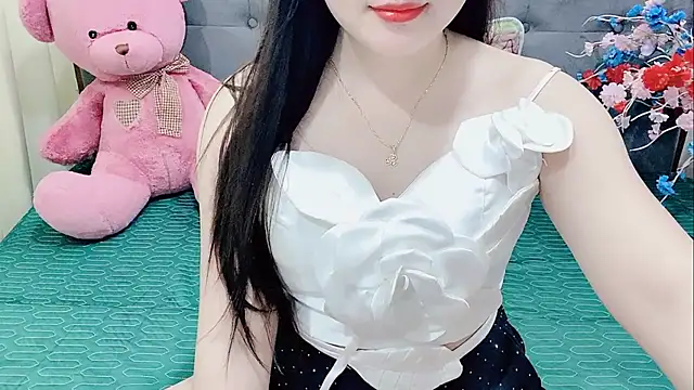 Funikio online show from November 1, 1:45 am