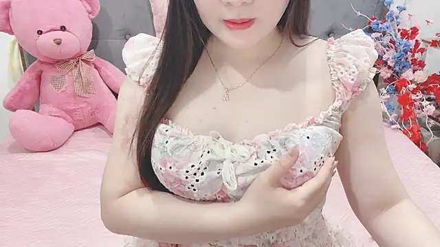 Snapshot of Funikio chatting on February 25, 3:07 am Funikio online show from February 25, 3:07 am