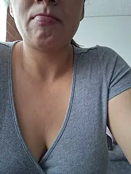 Snapshot of Zoe_Nasty chatting on June 6, 1:16 pm Zoe Nasty online show from June 6, 1:16 pm