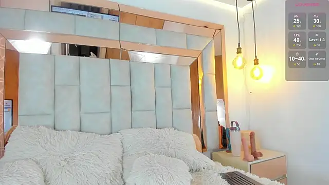 Snapshot of Salomethompson- chatting on October 29, 7:13 pm Salomethompson- online show from October 29, 7:13 pm