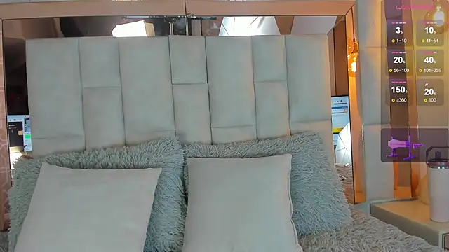 Salomethompson- online show from February 4, 6:25 pm