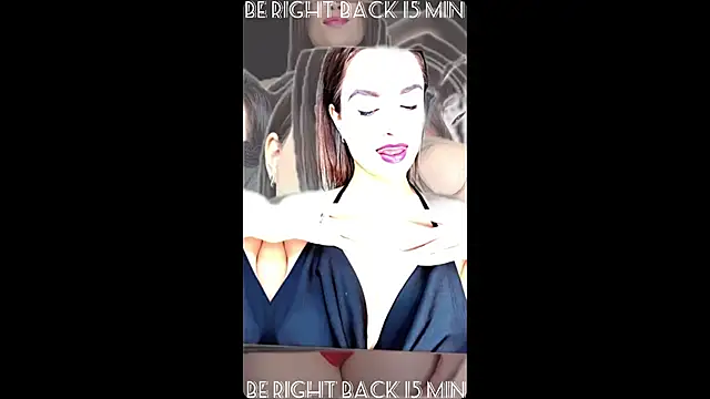 Snapshot of Camilla__one__ chatting on October 31, 1:24 am Camilla one online show from October 31, 1:24 am