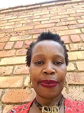 AfricanSquirtingQueen online show from January 13, 11:58 am