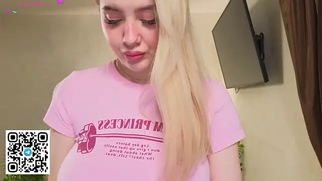 oliviabr0wn0 online show from March 19, 2:22 am