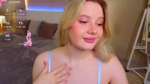 oliviabr0wn0 online show from February 17, 2:09 am