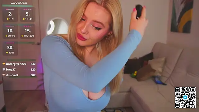 oliviabr0wn0 online show from September 21, 2:17 am