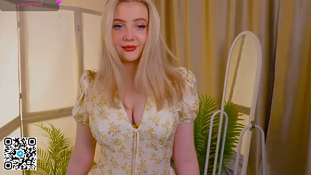 Snapshot of oliviabr0wn0 chatting on January 15, 2:15 am oliviabr0wn0 online show from January 15, 2:15 am