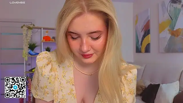 oliviabr0wn0 online show from October 3, 2:04 am